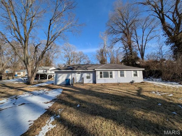 929 Caseyville Road , Caseyville, IL 62232