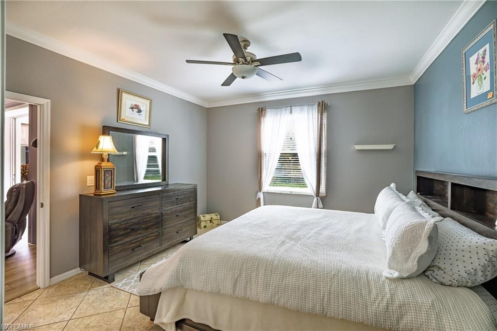 305 Robin Hood Cir, Unit 101, Naples, FL 34104 Photo