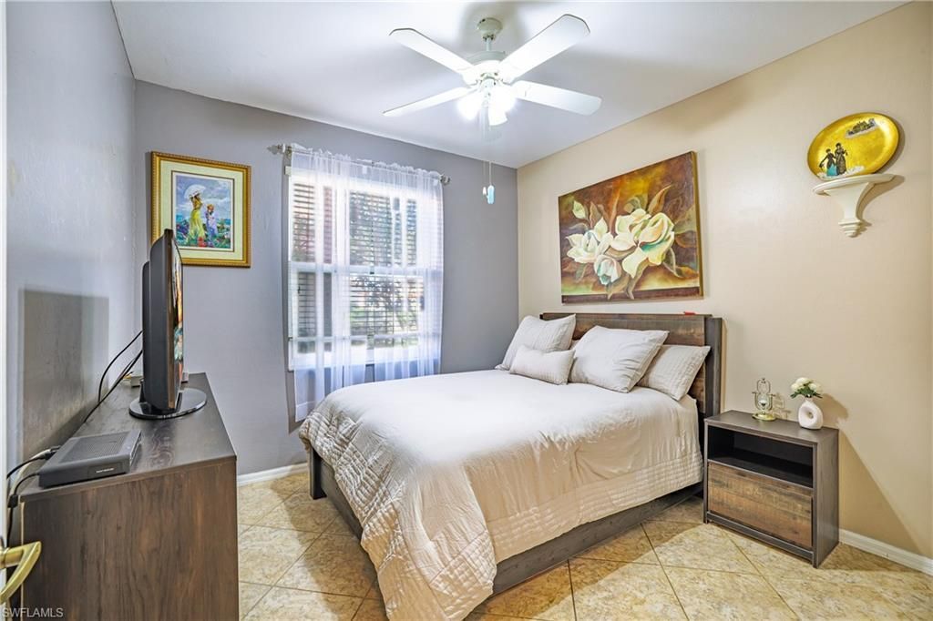 305 Robin Hood Cir, Unit 101, Naples, FL 34104 Photo