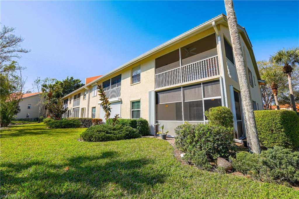 305 Robin Hood Cir, Unit 101, Naples, FL 34104 Photo