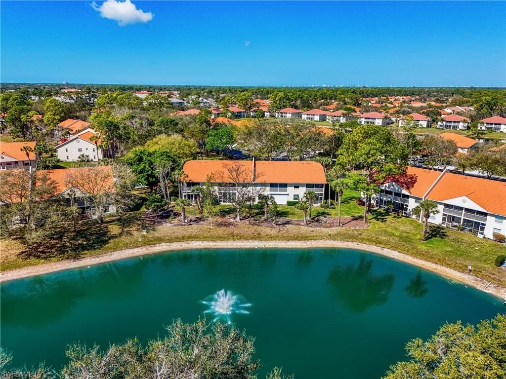 305 Robin Hood Cir, Unit 101, Naples, FL 34104 Photo