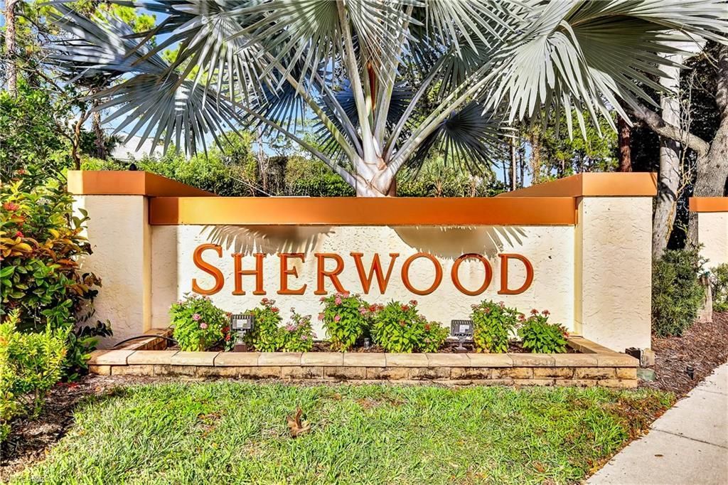 305 Robin Hood Cir, Unit 101, Naples, FL 34104 Photo