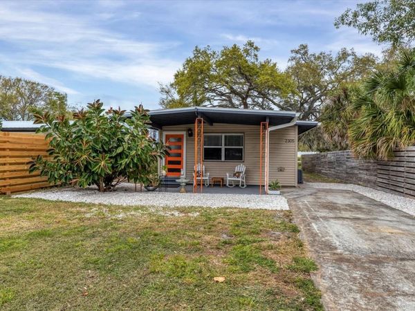 2305 NOVUS STREET , SARASOTA, FL 34237