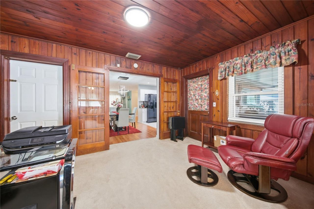 718 Bay Vista Boulevard S, Saint Petersburg, FL 33705 Photo