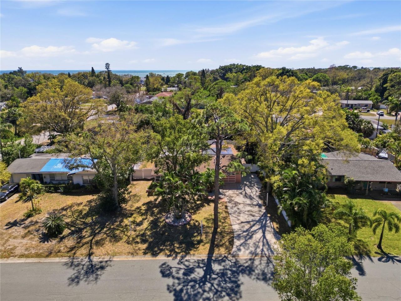 718 Bay Vista Boulevard S, Saint Petersburg, FL 33705 Photo