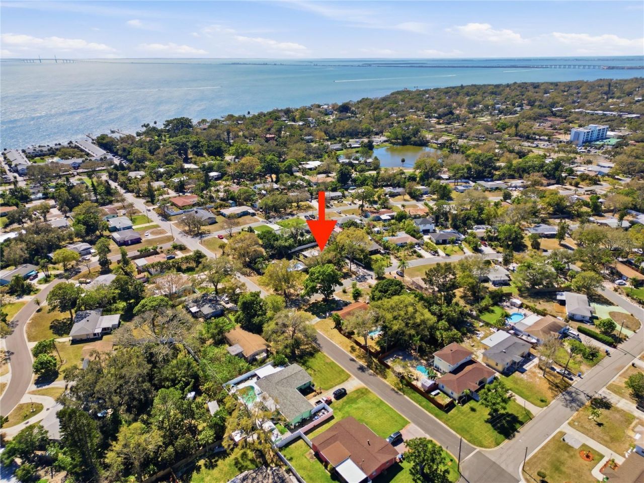 718 Bay Vista Boulevard S, Saint Petersburg, FL 33705 Photo