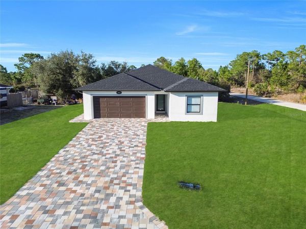 4007 E 19TH STREET , LEHIGH ACRES, FL 33972