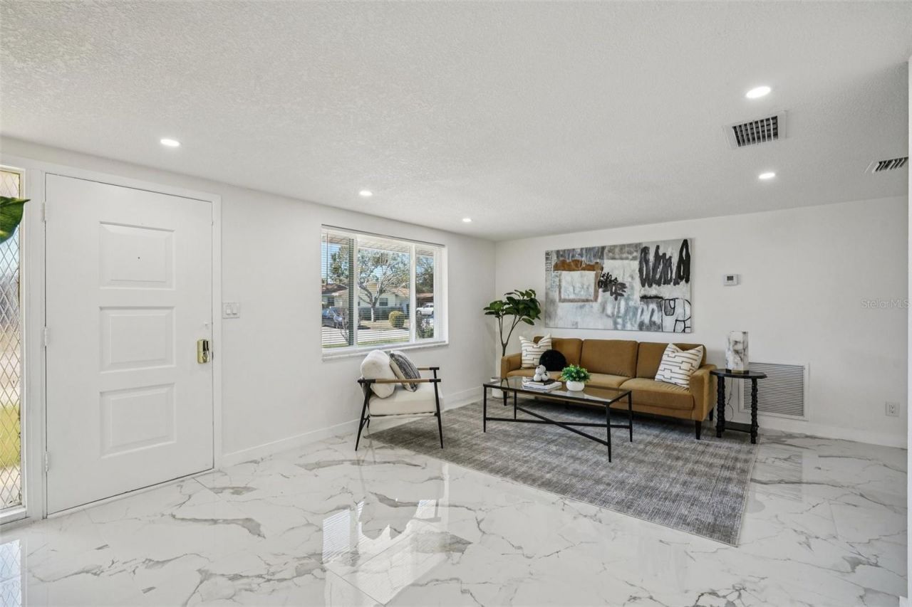 6832 16th Way S, Saint Petersburg, FL 33712 Photo