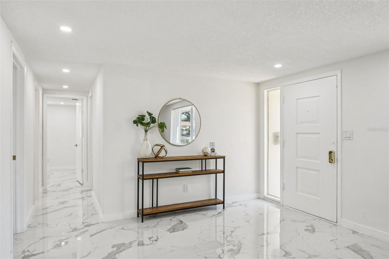 6832 16th Way S, Saint Petersburg, FL 33712 Photo