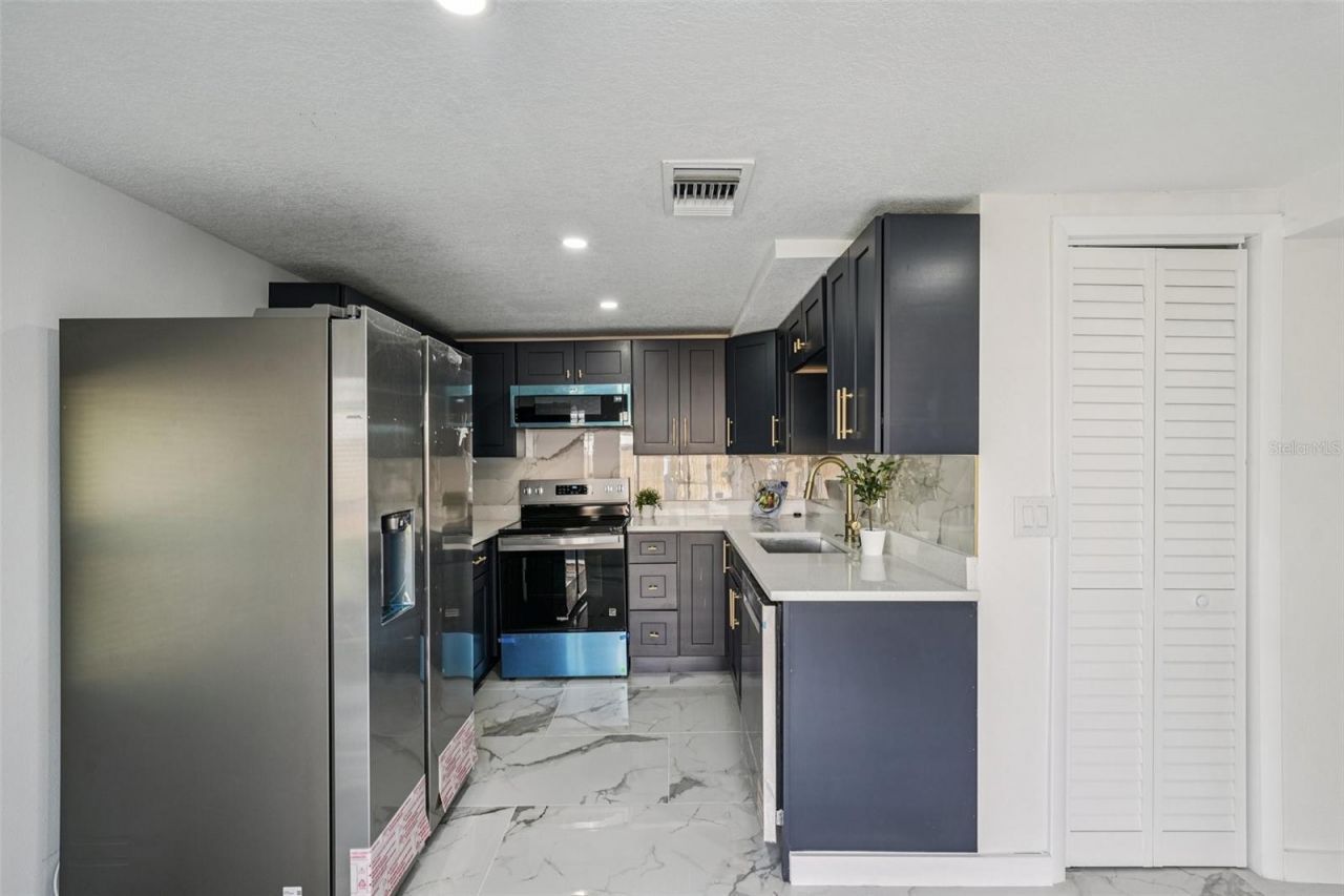 6832 16th Way S, Saint Petersburg, FL 33712 Photo