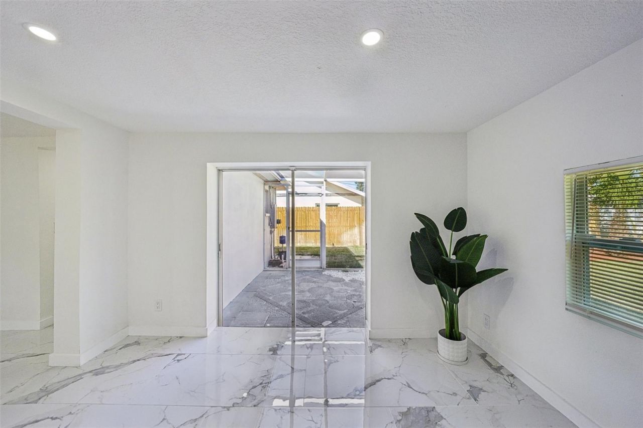 6832 16th Way S, Saint Petersburg, FL 33712 Photo