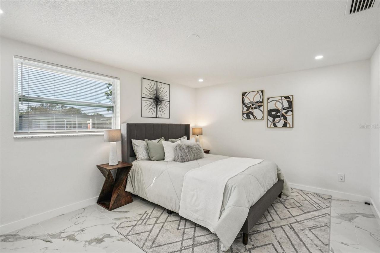 6832 16th Way S, Saint Petersburg, FL 33712 Photo