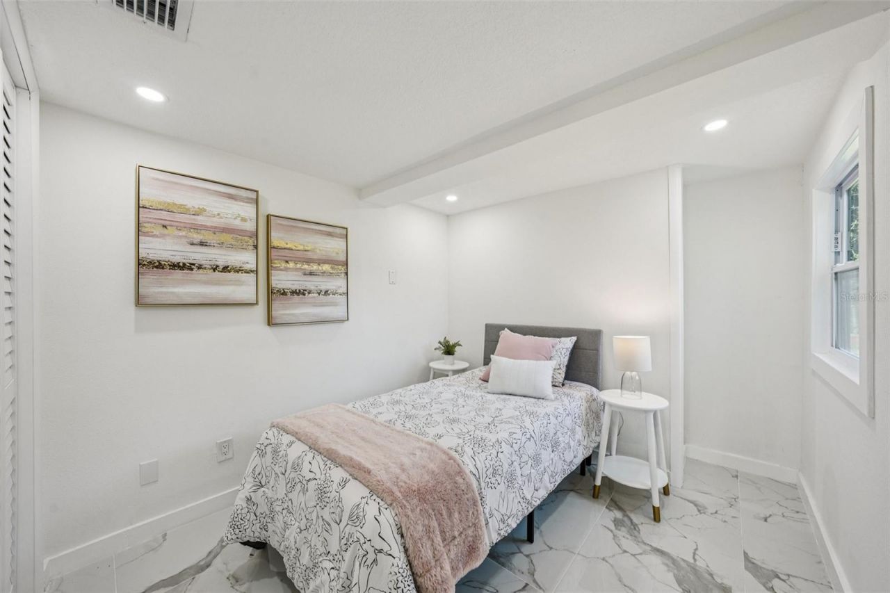 6832 16th Way S, Saint Petersburg, FL 33712 Photo