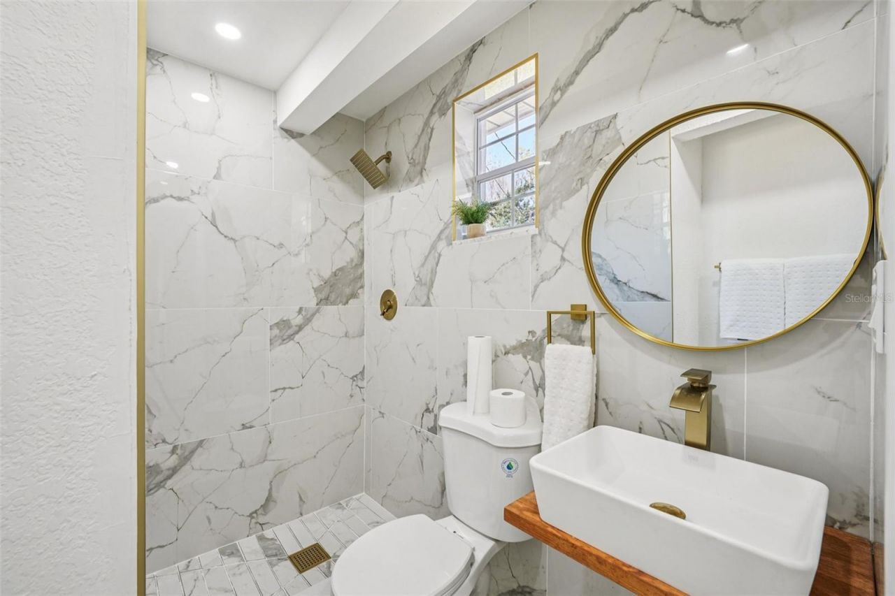 6832 16th Way S, Saint Petersburg, FL 33712 Photo