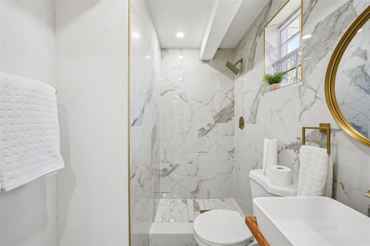 6832 16th Way S, Saint Petersburg, FL 33712 Photo