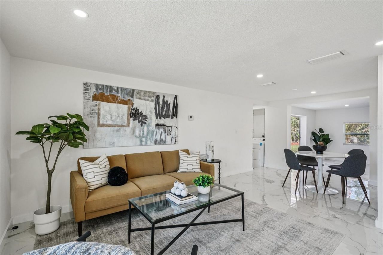 6832 16th Way S, Saint Petersburg, FL 33712 Photo