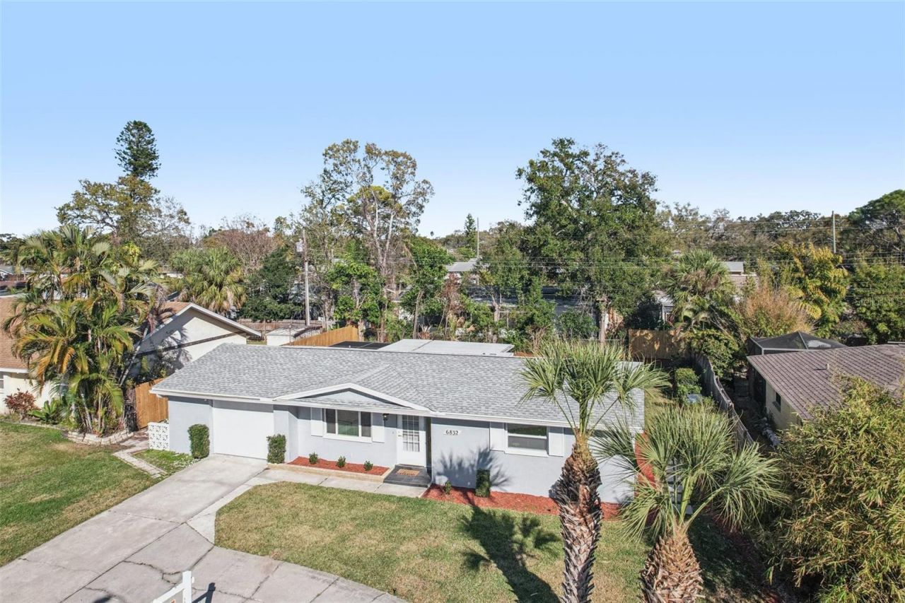 6832 16th Way S, Saint Petersburg, FL 33712 Photo