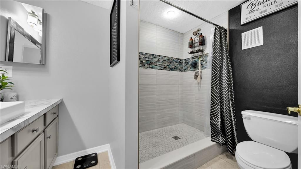 3344 N Key Dr , Unit 4, North Fort Myers, FL 33903 Photo