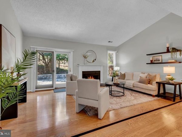 2568 FOREST KNOLL, ANNAPOLIS, MD 21401