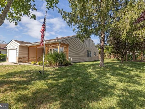 4 NARBERTH PLACE, SOUTHAMPTON, NJ 08088