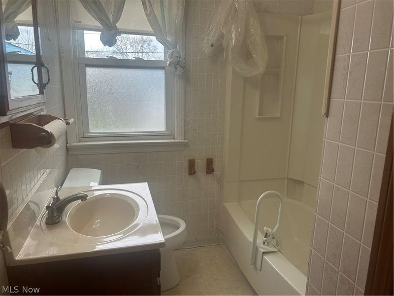 16014 Turney, Maple Heights, OH 44137 Photo 3