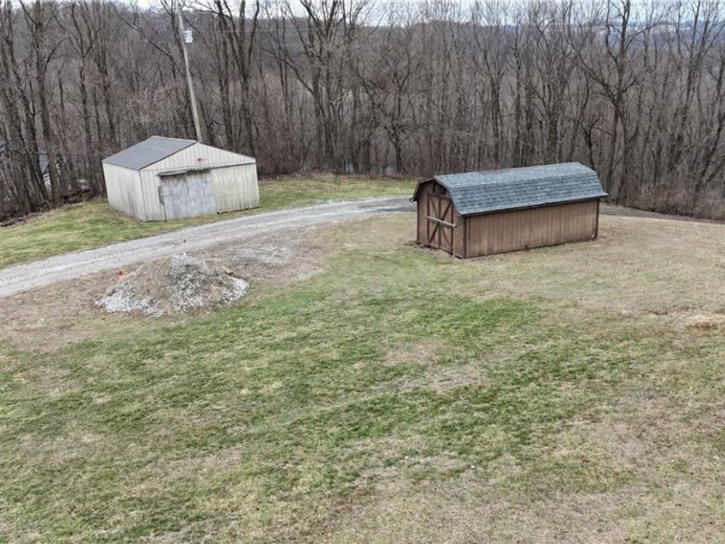 33127 State Route 83, Millersburg, OH 44654 Photo 12