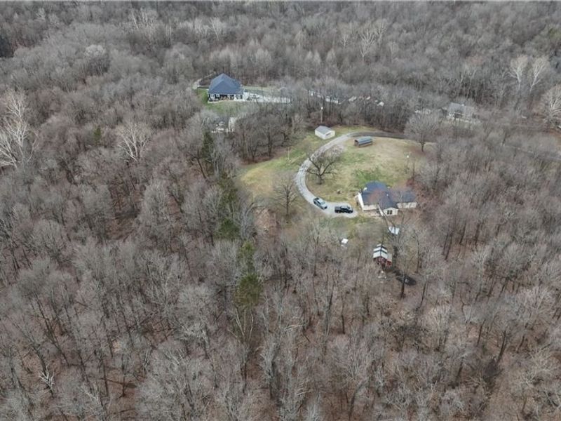 33127 State Route 83, Millersburg, OH 44654 Photo 6