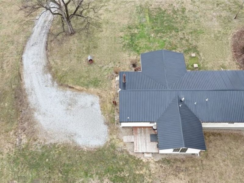 33127 State Route 83, Millersburg, OH 44654 Photo 8