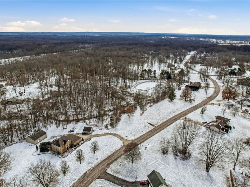 Brookhollow Drive, Warren, OH 44481 Photo 6