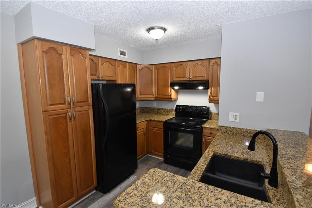 13545 Eagle Ridge Dr, Unit 818, Fort Myers, FL 33912 Photo
