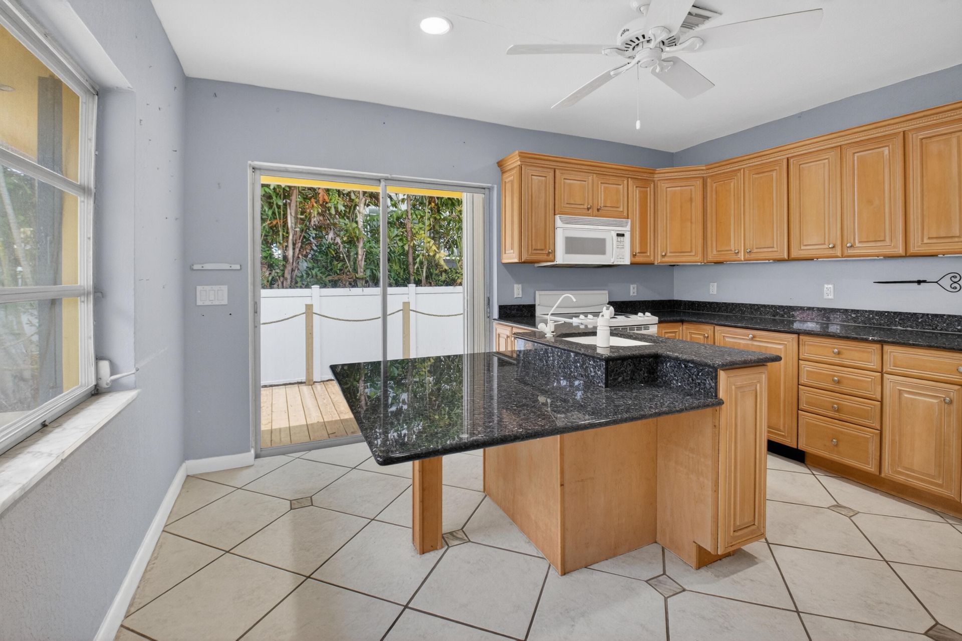 111 SE 7th Avenue, Unit A, B, C &, Delray Beach, FL 33483 Photo