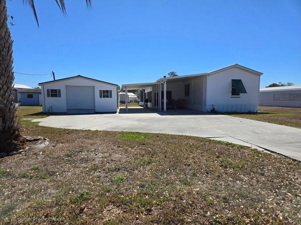 1365 Chobee Loop, Okeechobee, FL 34974