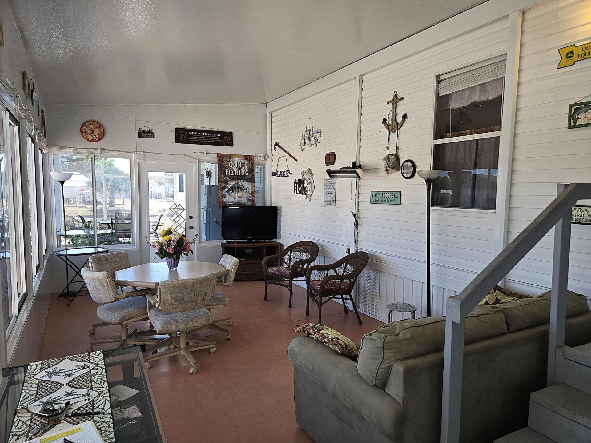 1365 Chobee Loop, Okeechobee, FL 34974 Photo