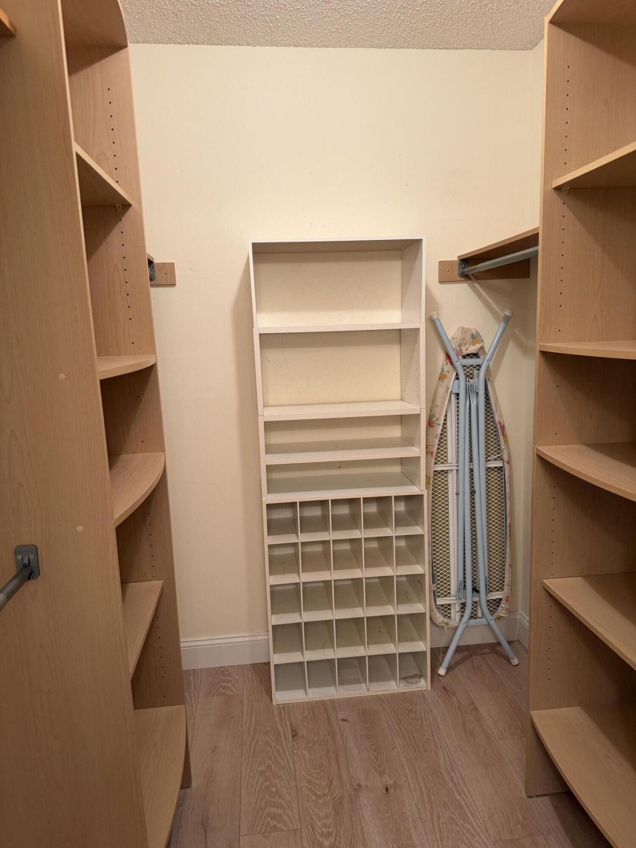 1234 S Lakes End Drive, Unit Apt B, Fort Pierce, FL 34982 Photo