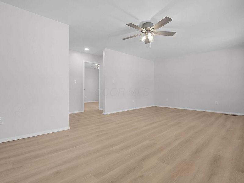 590 Seneca Drive, Newark, OH 43055 Photo 6