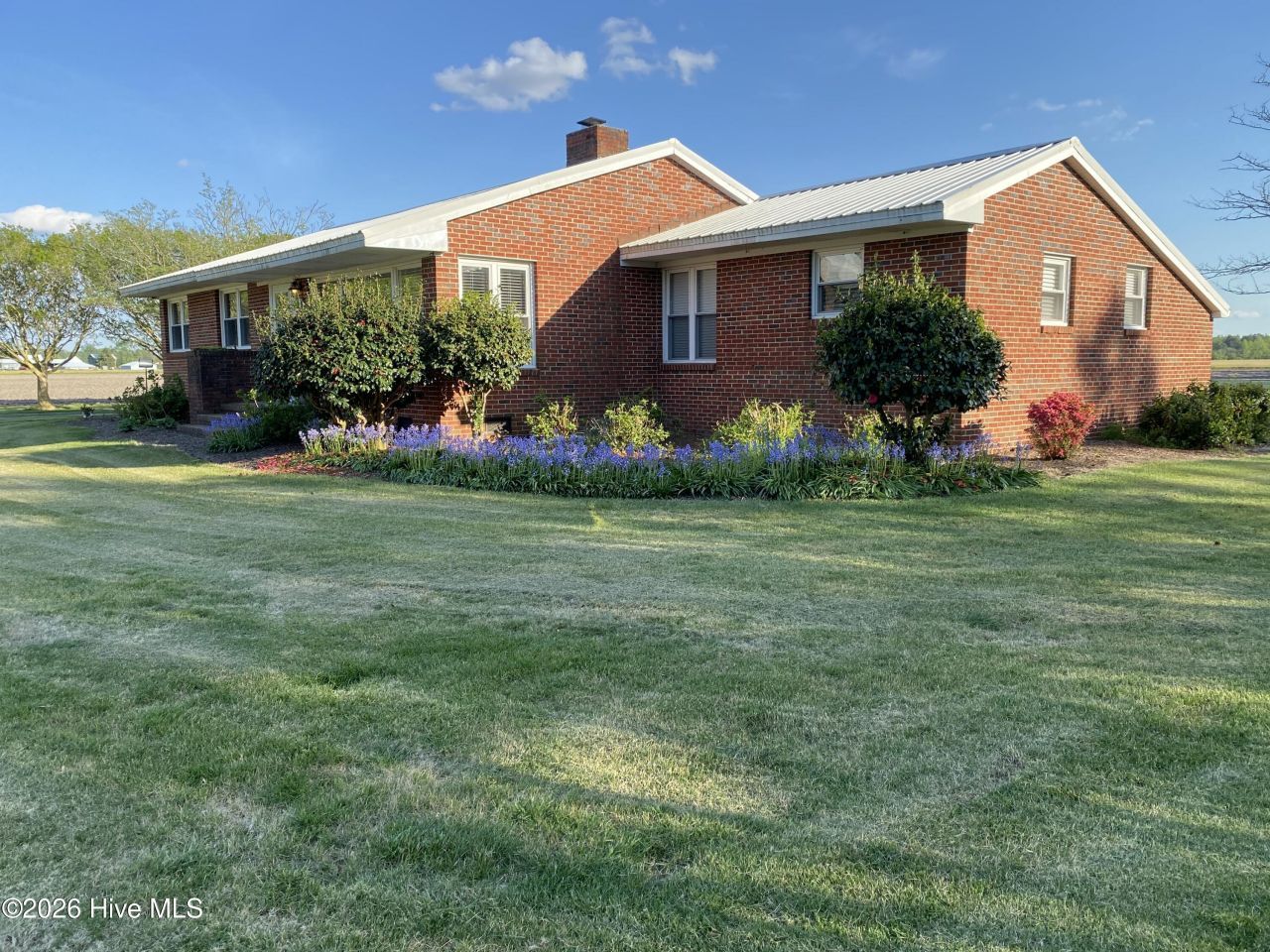 911 Cunningham Road, Kinston, NC 28501 Main Photo