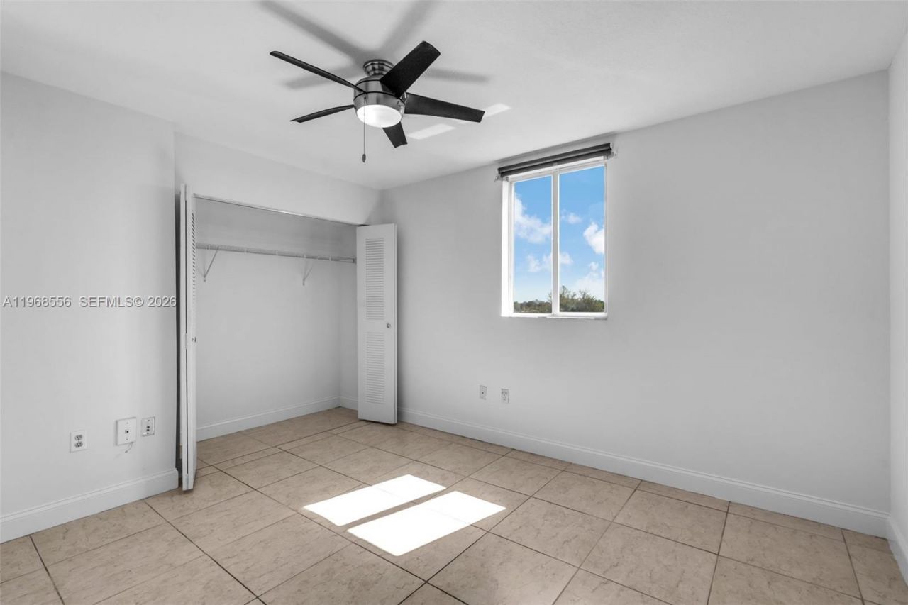 1475 SW 8th St , Unit 610, Miami, FL 33135 Photo