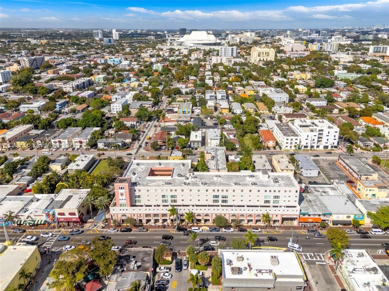 1475 SW 8th St , Unit 610, Miami, FL 33135 Photo