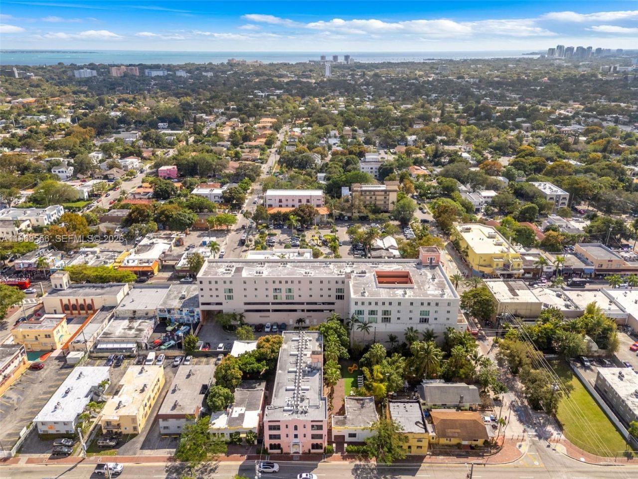 1475 SW 8th St , Unit 610, Miami, FL 33135 Photo