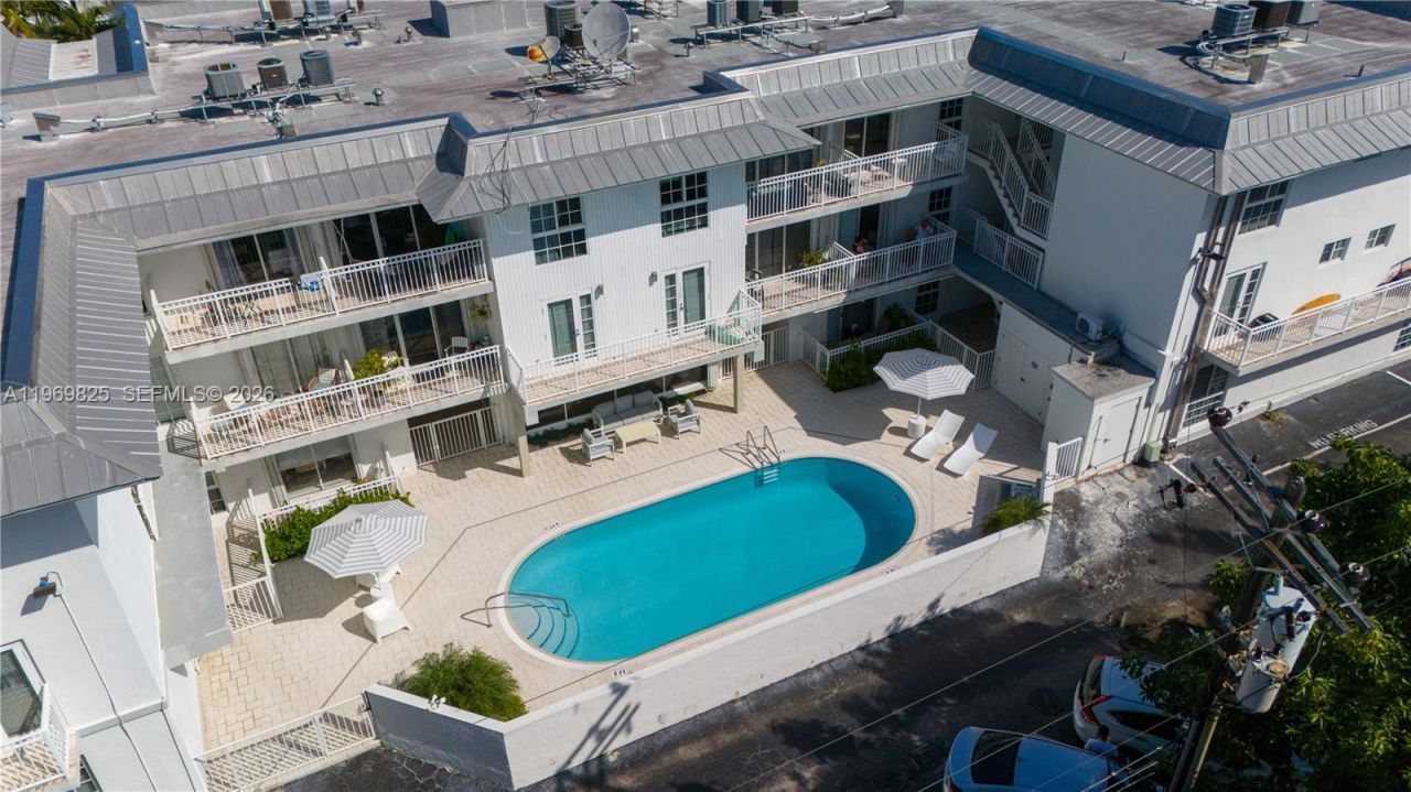 290 Sunrise Dr, Unit 2-L, Key Biscayne, FL 33149 Photo