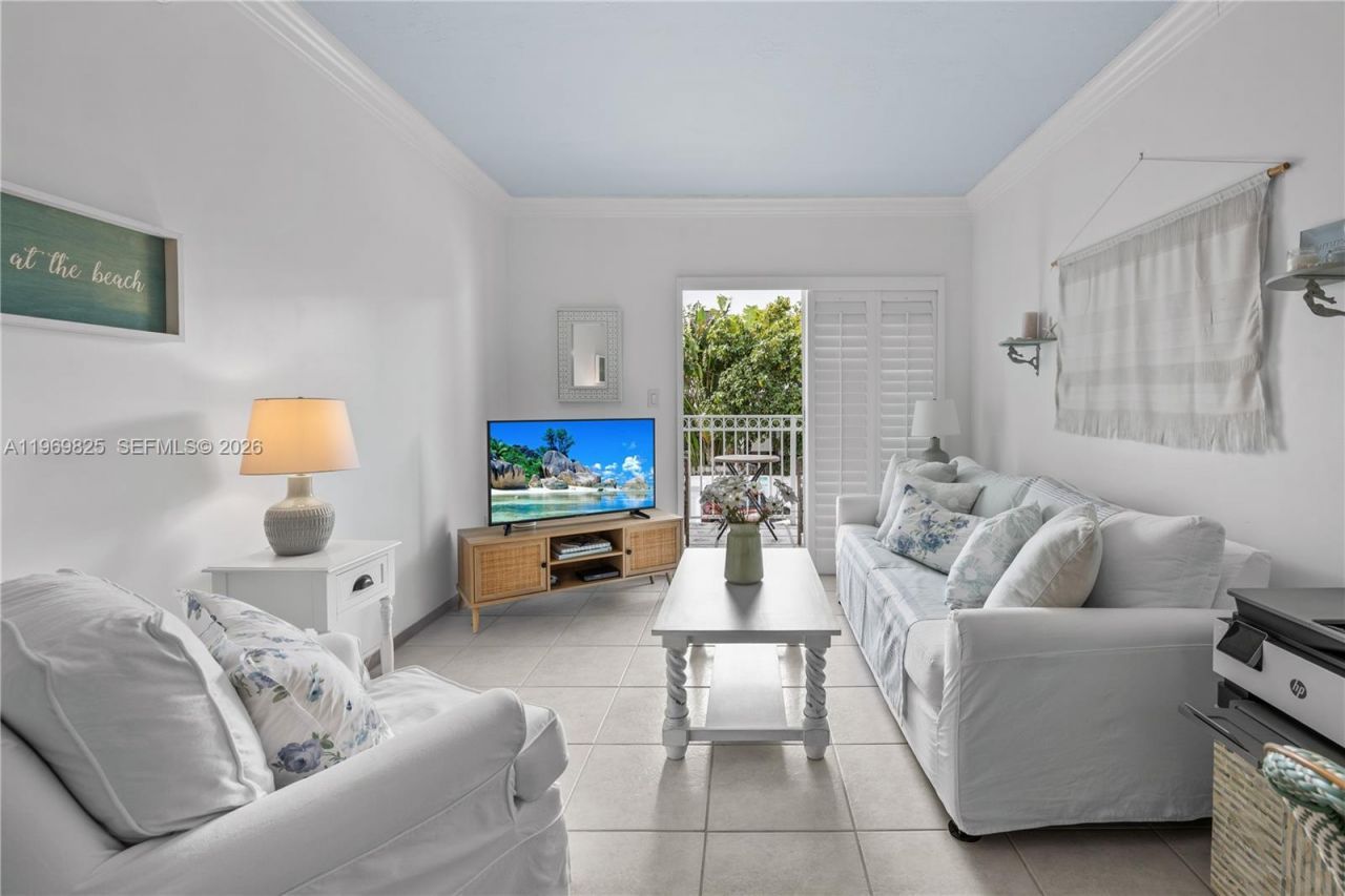 290 Sunrise Dr, Unit 2-L, Key Biscayne, FL 33149 Photo
