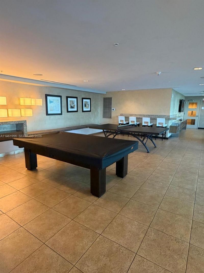 60 SW 13th St , Unit 1107, Miami, FL 33130 Photo