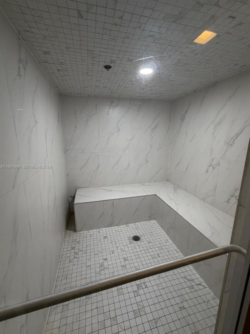 60 SW 13th St , Unit 1107, Miami, FL 33130 Photo