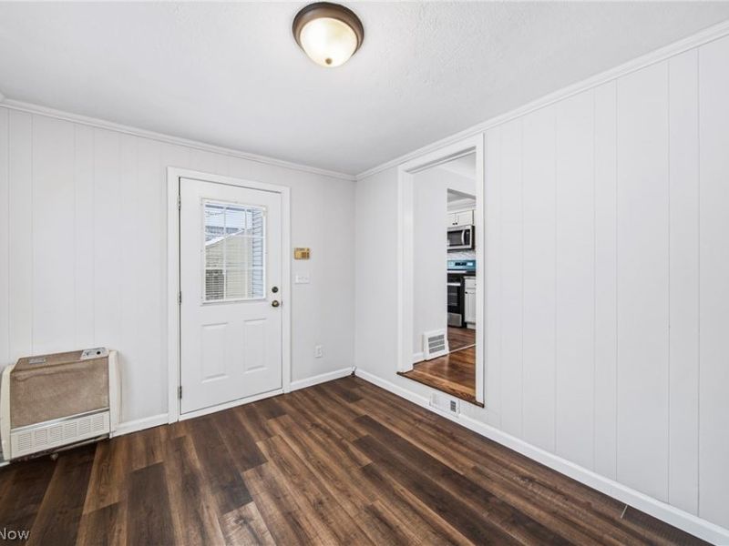 291 E 204th Street, Euclid, OH 44123 Photo 12