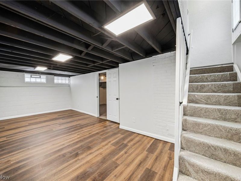 291 E 204th Street, Euclid, OH 44123 Photo 22