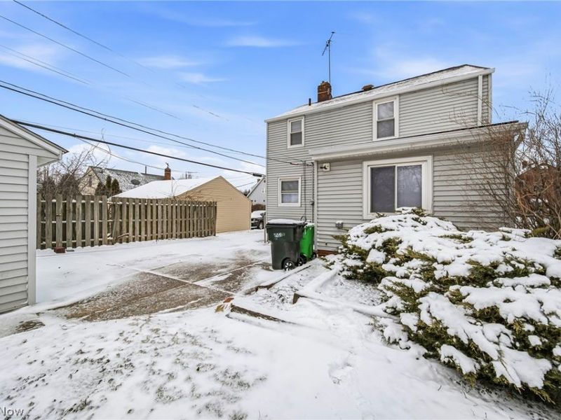 291 E 204th Street, Euclid, OH 44123 Photo 29