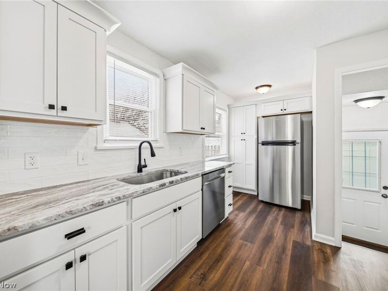 291 E 204th Street, Euclid, OH 44123 Photo 8