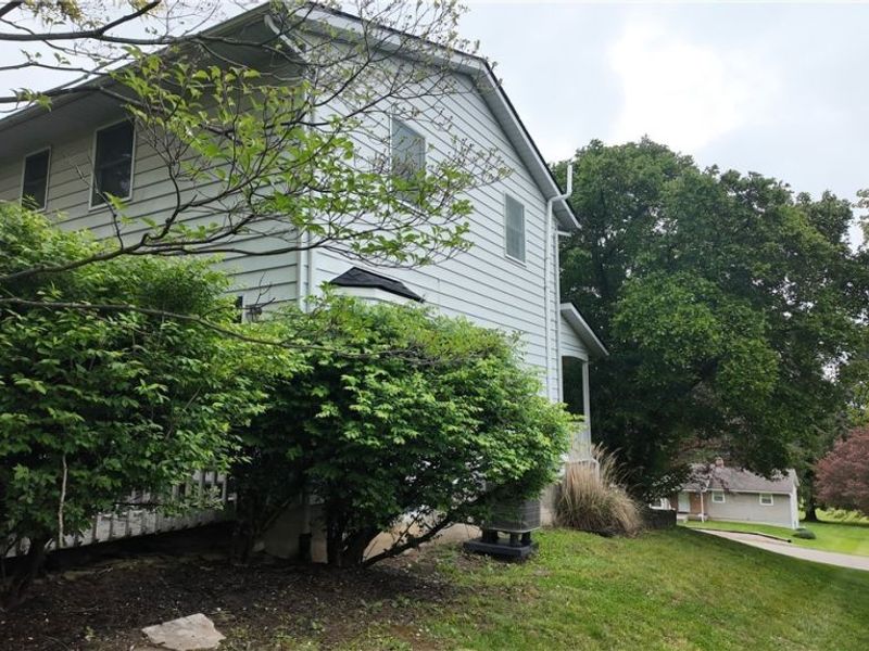 2755 Stanway Drive, Zanesville, OH 43701 Photo 4