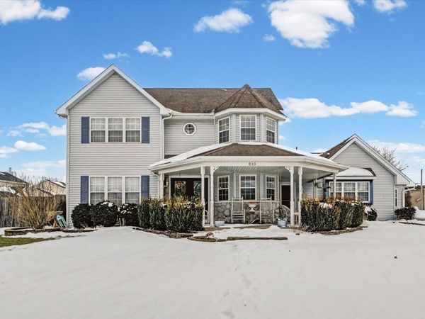 510 Winston Drive, St. Joseph, IL 61873