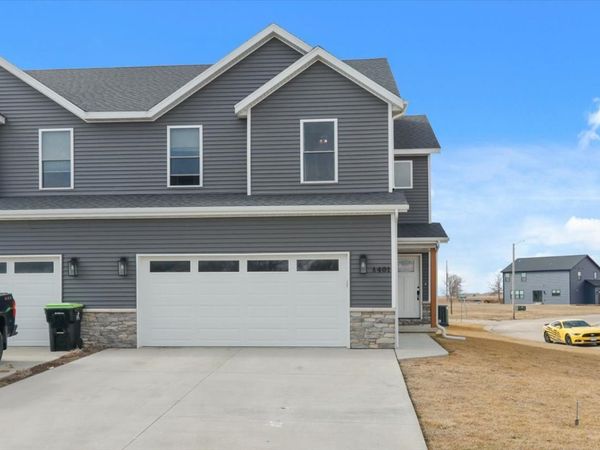 401 A Jenny Lane, Heyworth, IL 61745